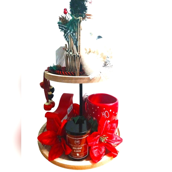 NEW Christmas Penguin Tiered Tray W/ Rae Dunn mug - Picture 10 of 15